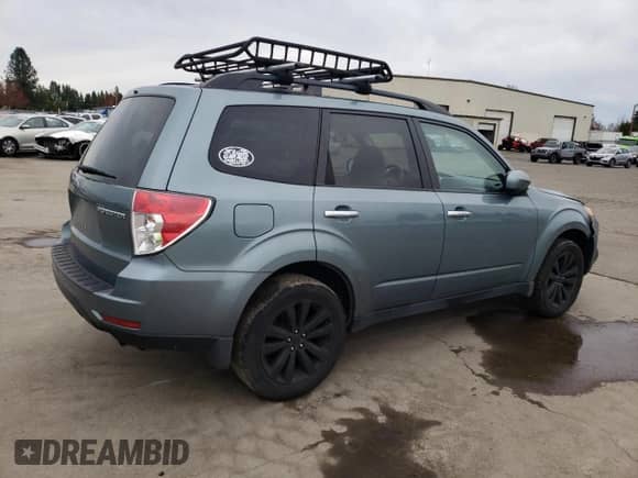 2012 Subaru Forester X Premium z VIN JF2SHBDC4CG444612, wystawiony jako Copart lot #49809885 z przebiegiem 109 953 mil mil oraz Szkoda całkowita • Salvage title. Historia ofert i sprzedaży dostępna na DreamBid. Obrazek 3.