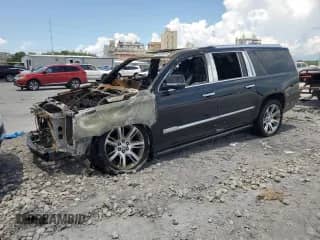 2018 Cadillac Escalade ESV Premium Luxury с VIN 1GYS3JKJ4JR394539, выставлен на аукционе Copart как лот 68038675 с пробегом Не указан миль и Списание • Salvage title. История ставок и продаж доступна на DreamBid. Изображение 1.