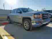 2018 GMC Sierra 1500 SLT z VIN 3GTP1NEC2JG312698, wystawiony jako Copart lot #82248715 z przebiegiem 296 885 mil mil oraz Czysty tytuł • Clean title. Historia ofert i sprzedaży dostępna na DreamBid. Obrazek 4.