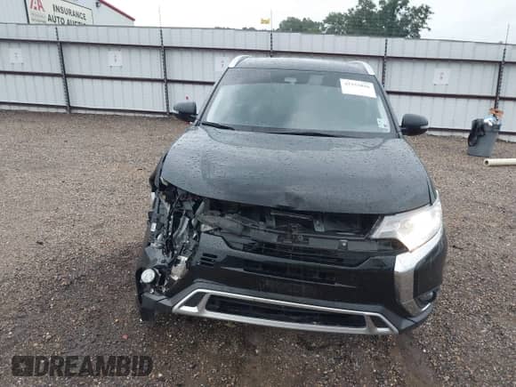 2020 Mitsubishi Outlander SE z VIN JA4AD3A3XLZ030748, wystawiony jako IAAI lot #42352856 z przebiegiem 139 556 mil mil oraz . Historia ofert i sprzedaży dostępna na DreamBid. Obrazek 10.