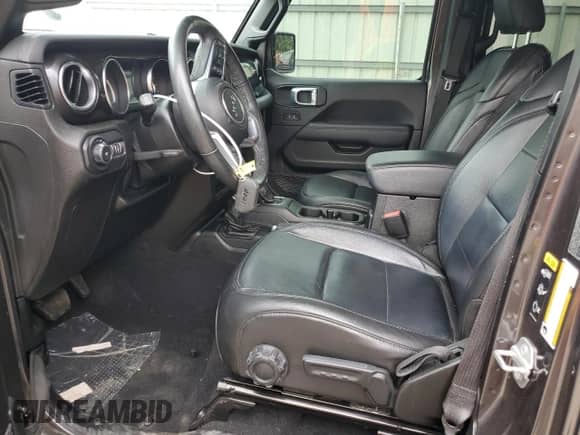 2021 Jeep Wrangler Unlimited Sahara High Altitude with VIN 1C4HJXEM1MW733598, listed as a Copart auction lot 50607804 with 50,587 mi miles and . Bid and sale history available at DreamBid. Image 7.