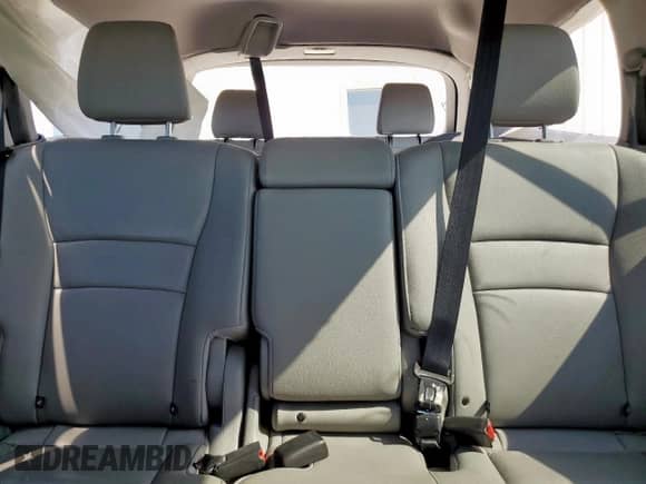 2018 Honda Pilot EX-L z VIN 5FNYF6H76JB062480, wystawiony jako Copart lot #69520585 z przebiegiem 84 084 mil mil oraz Szkoda całkowita • Salvage title. Historia ofert i sprzedaży dostępna na DreamBid. Obrazek 10.