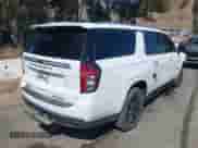 2024 Chevrolet Suburban Premier z VIN 1GNSKFKTXRR209081, wystawiony jako IAAI lot #42271966 z przebiegiem 25 651 mil mil oraz . Historia ofert i sprzedaży dostępna na DreamBid. Obrazek 4.