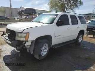 2008 Chevrolet Tahoe 2LT с VIN 1GNFC13J68R276127, выставлен на аукционе Copart как лот 55102425 с пробегом 216 205 миль миль и Чистый • Clean title. История ставок и продаж доступна на DreamBid. Изображение 1.
