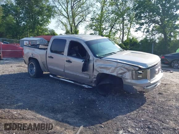 2009 GMC Sierra 1500 SL с VIN 3GTEC13C69G205470, выставлен на аукционе IAAI как лот 42156996 с пробегом 195 547 миль миль и . История ставок и продаж доступна на DreamBid. Изображение 1.