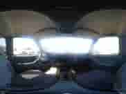 1996 Chevrolet Blazer z VIN 1GNCS13W5T2298221, wystawiony jako IAAI lot #43130956 z przebiegiem 119 444 mil mil oraz . Historia ofert i sprzedaży dostępna na DreamBid. Obrazek 19.