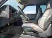 1993 Dodge Dakota z VIN 1B7GG23YXPS240792, wystawiony jako Copart lot #54324035 z przebiegiem 137 028 mil mil oraz Szkoda całkowita • Salvage title. Historia ofert i sprzedaży dostępna na DreamBid. Obrazek 7.