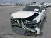 2018 Lexus IS 300 z VIN JTHC81D20J5030125, wystawiony jako IAAI lot #43333253 z przebiegiem 120 940 mil mil oraz . Historia ofert i sprzedaży dostępna na DreamBid. Obrazek 6.