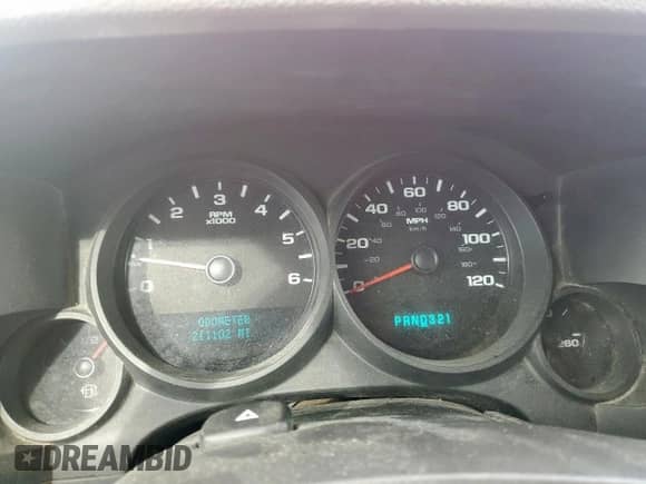 2007 Chevrolet Silverado 1500 Work Truck с VIN 3GCEC13CX7G502643, выставлен на аукционе Copart как лот 81794895 с пробегом 211 102 миль миль и Списание • Salvage title. История ставок и продаж доступна на DreamBid. Изображение 9.