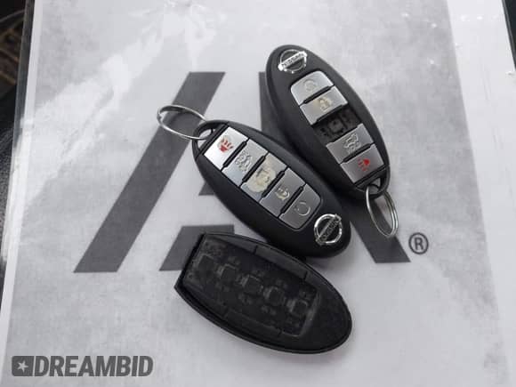 2017 Nissan Pathfinder SV with VIN 5N1DR2MM0HC689026, listed as a IAAI auction lot 43408089 with 116,966 mi miles and . Bid and sale history available at DreamBid. Image 11.