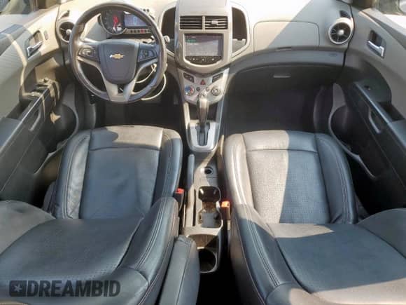 2016 Chevrolet Sonic LTZ с VIN 1G1JE6SBXG4140740, выставлен на аукционе Copart как лот 67590395 с пробегом 85 560 миль миль и Чистый • Clean title. История ставок и продаж доступна на DreamBid. Изображение 8.