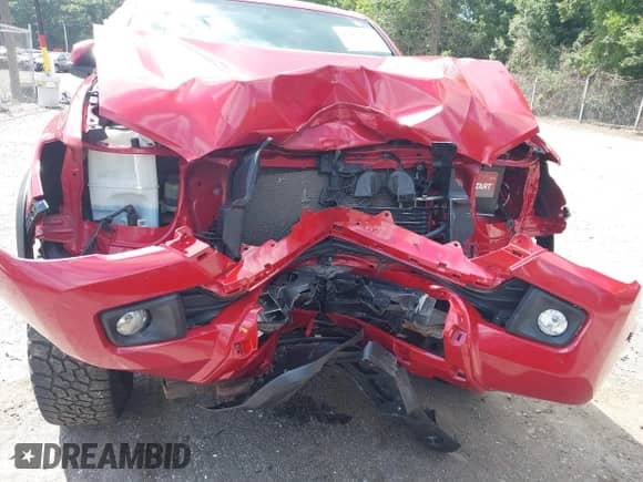 2017 Toyota Tacoma SR5 with VIN 3TMCZ5ANXHM118561, listed as a IAAI auction lot 43051738 with 76,645 mi miles and . Bid and sale history available at DreamBid. Image 6.