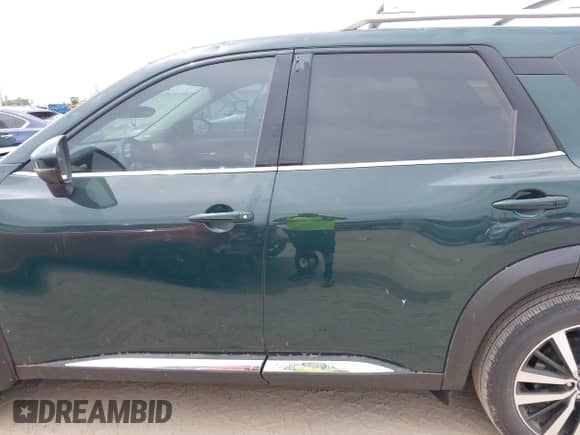 2023 Nissan Pathfinder Platinum with VIN 5N1DR3DH7PC275524, listed as a IAAI auction lot 42061025 with 22,670 mi miles and . Bid and sale history available at DreamBid. Image 14.