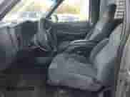 2000 Chevrolet Blazer LS z VIN 1GNCS13W8Y2271750, wystawiony jako Copart lot #41564865 z przebiegiem Nie podano mil oraz Szkoda całkowita • Salvage title. Historia ofert i sprzedaży dostępna na DreamBid. Obrazek 7.