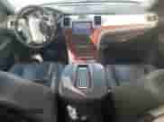 2012 Cadillac Escalade Premium с VIN 1GYS4CEF3CR250340, выставлен на аукционе Copart как лот 49500245 с пробегом 168 279 миль миль и Списание • Salvage title. История ставок и продаж доступна на DreamBid. Изображение 8.