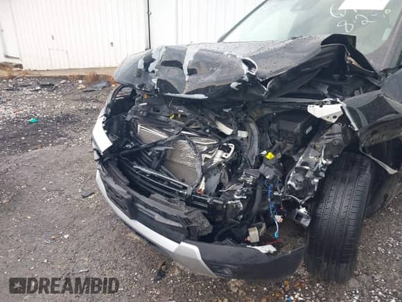 2022 Chevrolet TrailBlazer LT with VIN KL79MPSLXNB046469, listed as a IAAI auction lot 43128646 with 88,332 mi miles and . Bid and sale history available at DreamBid. Image 6.