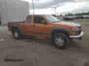 2007 Chevrolet Colorado 1LT z VIN 1GCDS19E778140655, wystawiony jako Copart lot #82429235 z przebiegiem 220 085 mil mil oraz Czysty tytuł • Clean title. Historia ofert i sprzedaży dostępna na DreamBid. Obrazek 4.