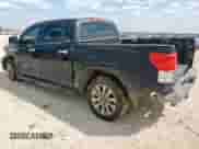 2012 Toyota Tundra Limited z VIN 5TFFY5F10CX128010, wystawiony jako Copart lot #71779725 z przebiegiem 309 990 mil mil oraz Szkoda całkowita • Salvage title. Historia ofert i sprzedaży dostępna na DreamBid. Obrazek 2.