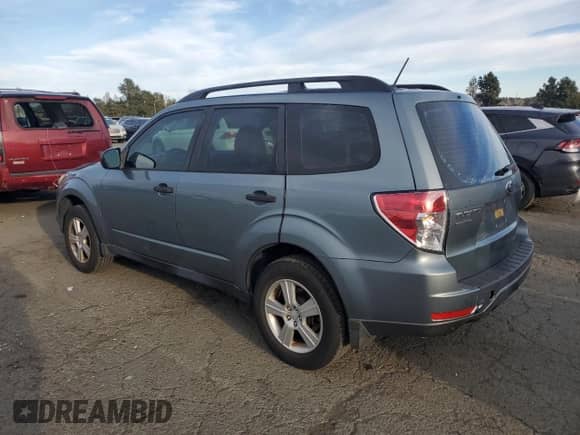 2012 Subaru Forester X с VIN JF2SHABC5CG433146, выставлен на аукционе Copart как лот 46302225 с пробегом 126 734 миль миль и Списание • Salvage title. История ставок и продаж доступна на DreamBid. Изображение 2.