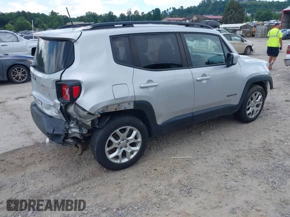 2018 Jeep Renegade Latitude with VIN ZACCJABB4JPH67246, listed as a IAAI auction lot 42740177 with 93,470 mi miles and . Bid and sale history available at DreamBid. Image 4.