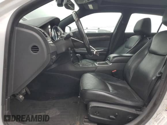 2012 Chrysler 300 C с VIN 2C3CCAKT7CH147583, выставлен на аукционе Copart как лот 58442335 с пробегом 149 063 миль миль и Списание • Salvage title. История ставок и продаж доступна на DreamBid. Изображение 7.