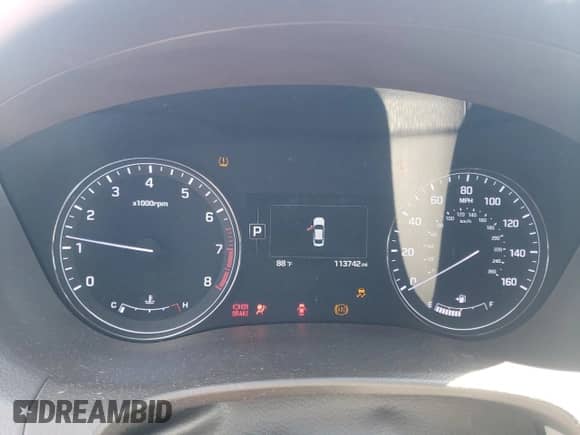 2015 Hyundai Genesis 3.8L with VIN KMHGN4JE9FU062950, listed as a Copart auction lot 86128805 with 113,742 mi miles and Salvage title. Bid and sale history available at DreamBid. Image 9.