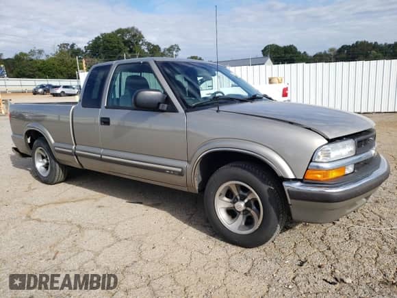 2001 Chevrolet S-10 LS с VIN 1GCCS19W918195295, выставлен на аукционе Copart как лот 85876335 с пробегом 43 660 миль миль и Списание • Salvage title. История ставок и продаж доступна на DreamBid. Изображение 4.
