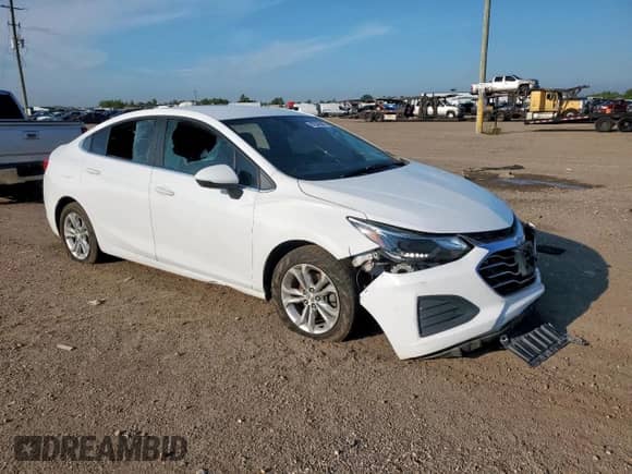2019 Chevrolet Cruze LT с VIN 1G1BE5SM4K7146556, выставлен на аукционе Copart как лот 67545945 с пробегом 150 287 миль миль и Списание • Salvage title. История ставок и продаж доступна на DreamBid. Изображение 4.