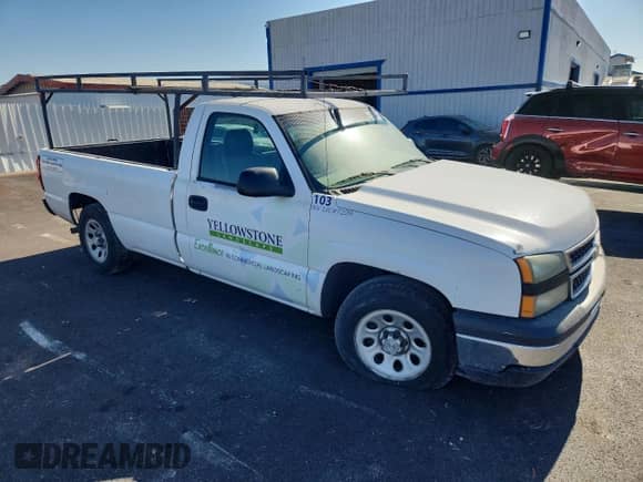 2007 Chevrolet Silverado 1500 Work Truck with VIN 1GCEC14X57Z171715, listed as a Copart auction lot 65224925 with 207,935 mi miles and Clean title. Bid and sale history available at DreamBid. Image 4.
