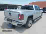 2018 GMC Sierra 1500 SLT z VIN 3GTP1NECXJG347361, wystawiony jako IAAI lot #42897583 z przebiegiem 166 607 mil mil oraz . Historia ofert i sprzedaży dostępna na DreamBid. Obrazek 4.