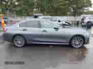 2020 BMW 3 Series 330i xDrive z VIN 3MW5R7J02L8B28220, wystawiony jako IAAI lot #43396767 z przebiegiem 60 487 mil mil oraz . Historia ofert i sprzedaży dostępna na DreamBid. Obrazek 13.