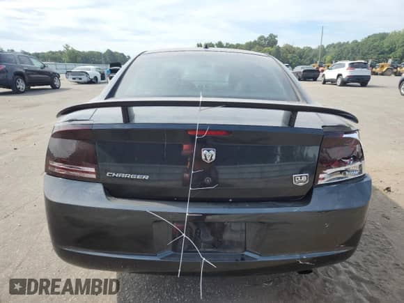 2008 Dodge Charger SXT with VIN 2B3KA33G38H309499, listed as a Copart auction lot 70401935 with 184,176 mi miles and Salvage title. Bid and sale history available at DreamBid. Image 6.