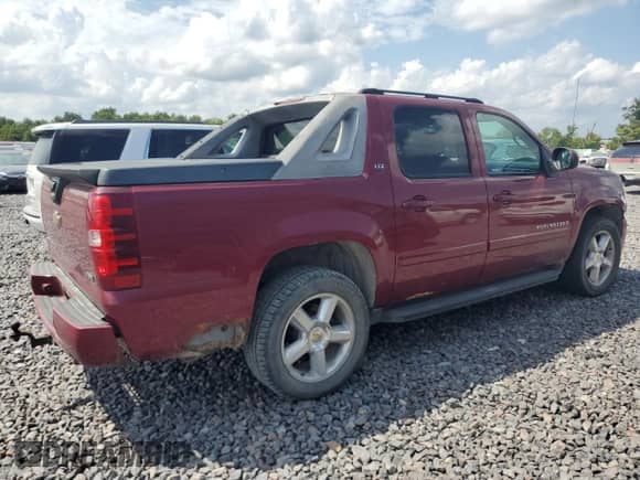 2007 Chevrolet Avalanche 2LT с VIN 3GNFK12317G244836, выставлен на аукционе Copart как лот 68677615 с пробегом 141 839 миль миль и Списание • Salvage title. История ставок и продаж доступна на DreamBid. Изображение 3.