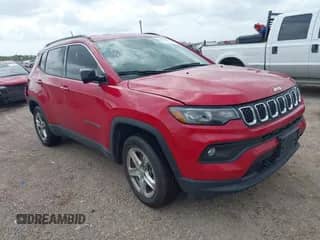2023 Jeep Compass Latitude с VIN 3C4NJDBN6PT542039, выставлен на аукционе IAAI как лот 42396907 с пробегом 34 328 миль миль и . История ставок и продаж доступна на DreamBid. Изображение 1.