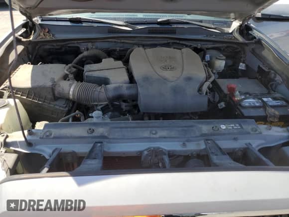2018 Toyota Tacoma SR5 с VIN 3TMBZ5DN1JM013291, выставлен на аукционе Copart как лот 64250585 с пробегом 95 044 миль миль и Списание • Salvage title. История ставок и продаж доступна на DreamBid. Изображение 11.