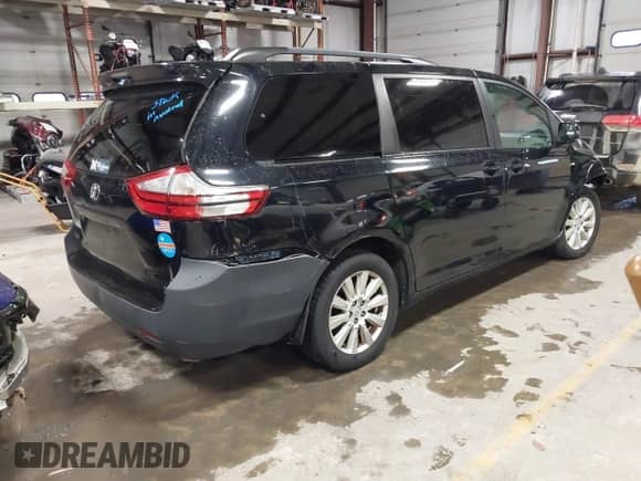 2017 Toyota Sienna LE z VIN 5TDJZ3DC8HS177307, wystawiony jako IAAI lot #41054689 z przebiegiem 137 039 mil mil oraz . Historia ofert i sprzedaży dostępna na DreamBid. Obrazek 4.