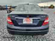 2008 Mercedes-Benz C 300 Sport z VIN WDDGF81X88F165011, wystawiony jako Copart lot #70551805 z przebiegiem 146 539 mil mil oraz Czysty tytuł • Clean title. Historia ofert i sprzedaży dostępna na DreamBid. Obrazek 6.