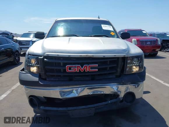 2007 GMC Sierra 1500 Work Truck с VIN 1GTEC14C77Z570817, выставлен на аукционе IAAI как лот 43057788 с пробегом 161 178 миль миль и . История ставок и продаж доступна на DreamBid. Изображение 6.