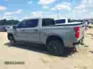 2024 Chevrolet Silverado 1500 LT Trail Boss z VIN 3GCUDFED8RG424927, wystawiony jako IAAI lot #43109404 z przebiegiem 9 117 mil mil oraz . Historia ofert i sprzedaży dostępna na DreamBid. Obrazek 15.
