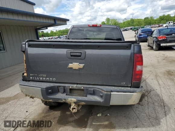 2010 Chevrolet Silverado 1500 LT с VIN 1GCSKSEA9AZ248583, выставлен на аукционе Copart как лот 56632915 с пробегом 168 594 миль миль и Списание • Salvage title. История ставок и продаж доступна на DreamBid. Изображение 6.