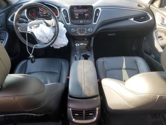 2019 Chevrolet Malibu Hybrid с VIN 1G1ZF5SUXKF176582, выставлен на аукционе Copart как лот 68359755 с пробегом 91 421 миль миль и Списание • Salvage title. История ставок и продаж доступна на DreamBid. Изображение 8.