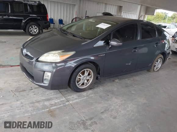 2010 Toyota Prius III with VIN JTDKN3DU4A0089789, listed as a IAAI auction lot 43336511 with 183,697 mi miles and . Bid and sale history available at DreamBid. Image 2.