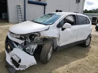2021 Chevrolet Trax LS с VIN KL7CJNSB4MB349871, выставлен на аукционе Copart как лот 70451965 с пробегом 56 246 миль миль и Списание • Salvage title. История ставок и продаж доступна на DreamBid. Изображение 1.