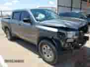 2022 Nissan Frontier S z VIN 1N6ED1EJ2NN656435, wystawiony jako IAAI lot #42749158 z przebiegiem 82 143 mil mil oraz . Historia ofert i sprzedaży dostępna na DreamBid. Obrazek 1.