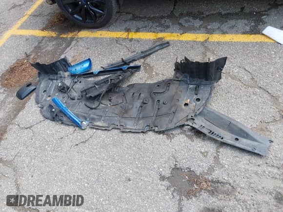 2019 Toyota Camry Hybrid LE с VIN 4T1B31HK6KU006419, выставлен на аукционе IAAI как лот 42678278 с пробегом Не указан миль и . История ставок и продаж доступна на DreamBid. Изображение 11.