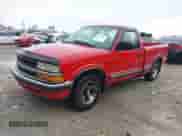 2000 Chevrolet S-10 с VIN 1GCCS1453YK296165, выставлен на аукционе IAAI как лот 42190667 с пробегом 215 370 миль миль и . История ставок и продаж доступна на DreamBid. Изображение 2.