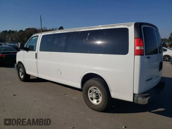 2012 Chevrolet Express Passenger 1LT с VIN 1GAZG1FG1C1144824, выставлен на аукционе Copart как лот 83043634 с пробегом 153 388 миль миль и Списание • Salvage title. История ставок и продаж доступна на DreamBid. Изображение 2.