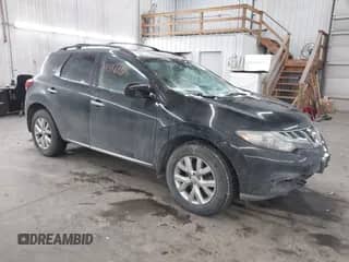 2011 Nissan Murano SV z VIN JN8AZ1MW8BW170335, wystawiony jako IAAI lot #41556605 z przebiegiem 179 379 mil mil oraz . Historia ofert i sprzedaży dostępna na DreamBid. Obrazek 1.