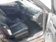 2023 Chrysler 300 S z VIN 2C3CCABG8PH573128, wystawiony jako IAAI lot #42489283 z przebiegiem 42 906 mil mil oraz . Historia ofert i sprzedaży dostępna na DreamBid. Obrazek 5.