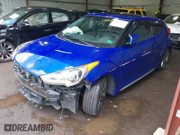 2013 Hyundai Veloster Turbo с VIN KMHTC6AE2DU106462, выставлен на аукционе IAAI как лот 42388157 с пробегом 211 795 миль миль и . История ставок и продаж доступна на DreamBid. Изображение 2.